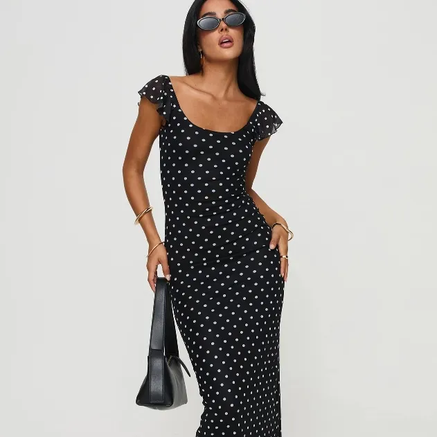 PRINCESS POLLY SANDBERG 波点连衣裙