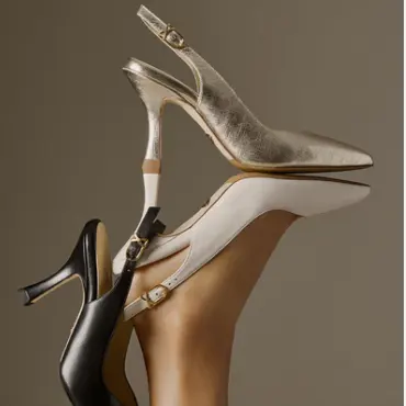 Sarah Flint：畅销鞋履网络周 入高跟鞋、平底鞋等