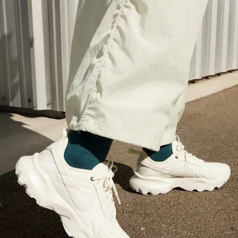 Nike 美国：年末大促 Air Force 1 Shadow 女鞋$64 玫瑰粉Dunk$59