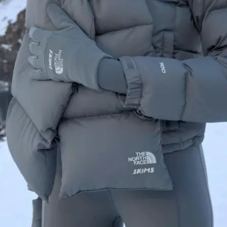 SKIMS：THE NORTH FACE 北面 x SKIMS 合作系列上线