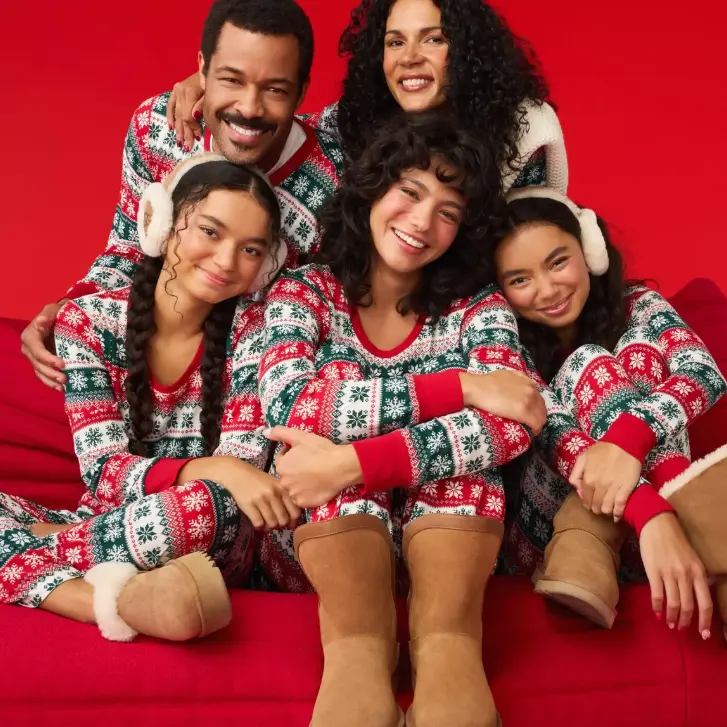 Nordstrom Rack：UGG 暖冬保暖鞋靴上新  毛绒拖鞋$49