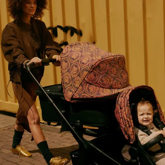 Bugaboo：奢宠限定！当高端婴儿车邂逅艺术背带 Bugaboo X Artipoppe 联名系列惊艳上市