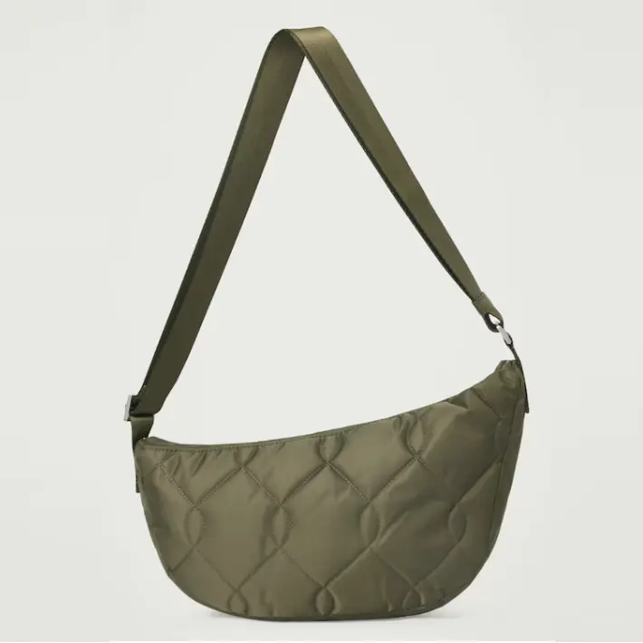 史低！COS 尼龙斜挎包