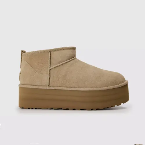 UGG 厚底迷你短靴