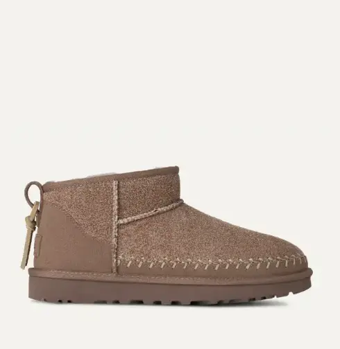 UGG Classic Ultra Mini Biarritz 雪地靴