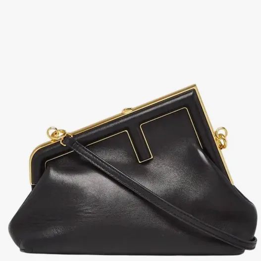 Fendi Nappa 小号手拿包