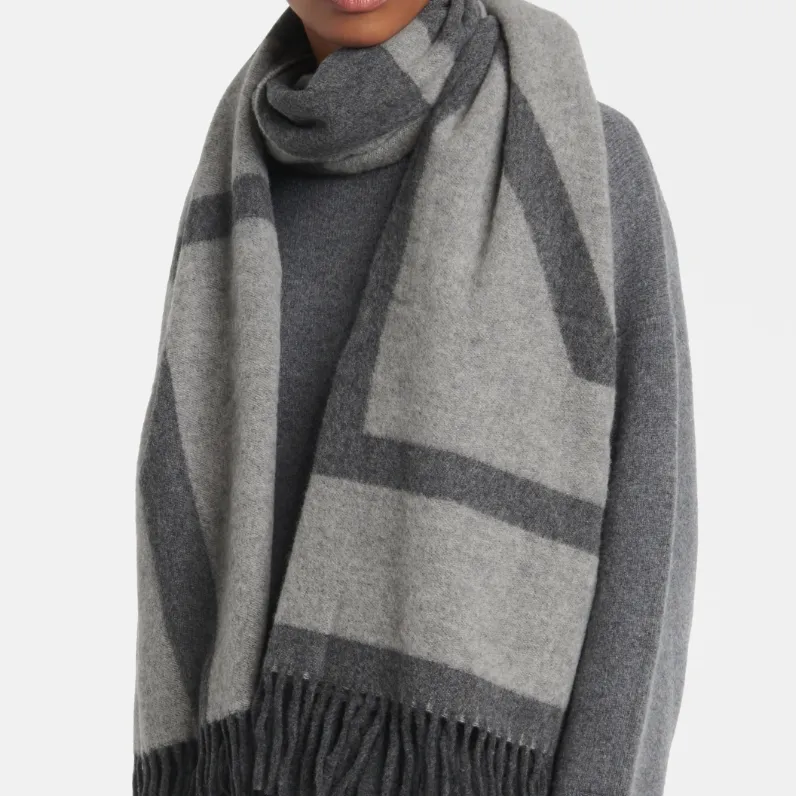 TOTEME 徽标灰色围巾