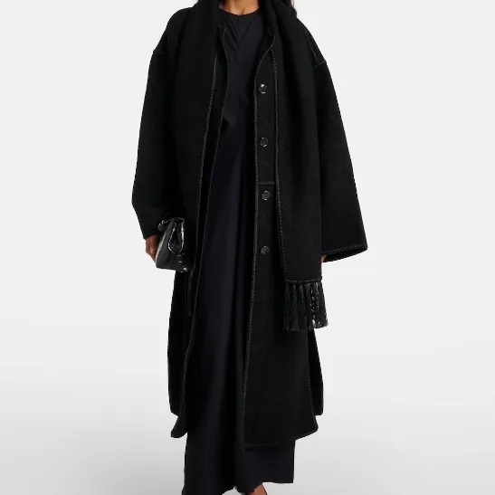 TOTEME 围巾宽松黑色长款大衣