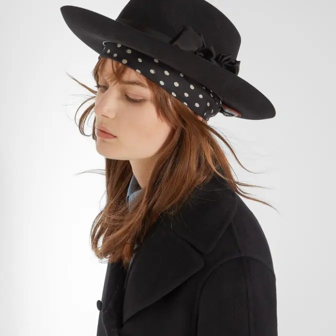 Antonioli 澳门站：Boxing Day 时尚大促！关注 FENDI、MAX MARA 等