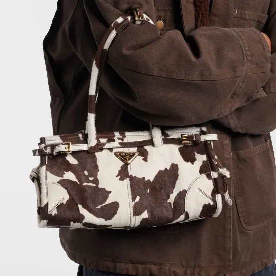 PRADA 普拉达 Bonnie 中号奶牛纹单肩包