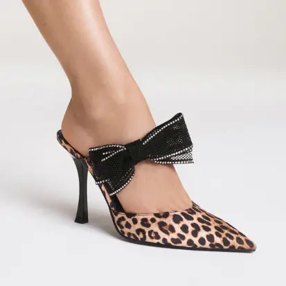 Nine West: 新年特惠！精选靴子、高跟鞋等