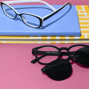 Readers：时尚镜框热卖！挑选你的生活搭子