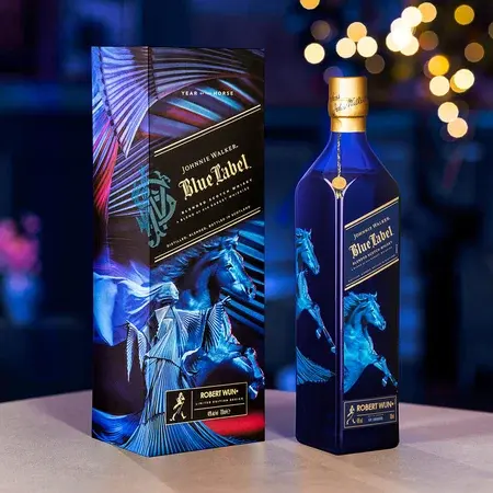 Johnnie Walker Blue Label x Robert Wun 马年限定款威士忌