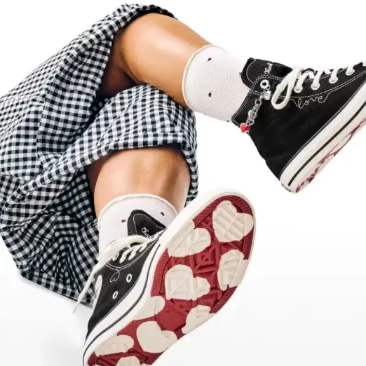 DSW：24小时闪促！多买多省 关注 Cole Haan、阿迪达斯、彪马等