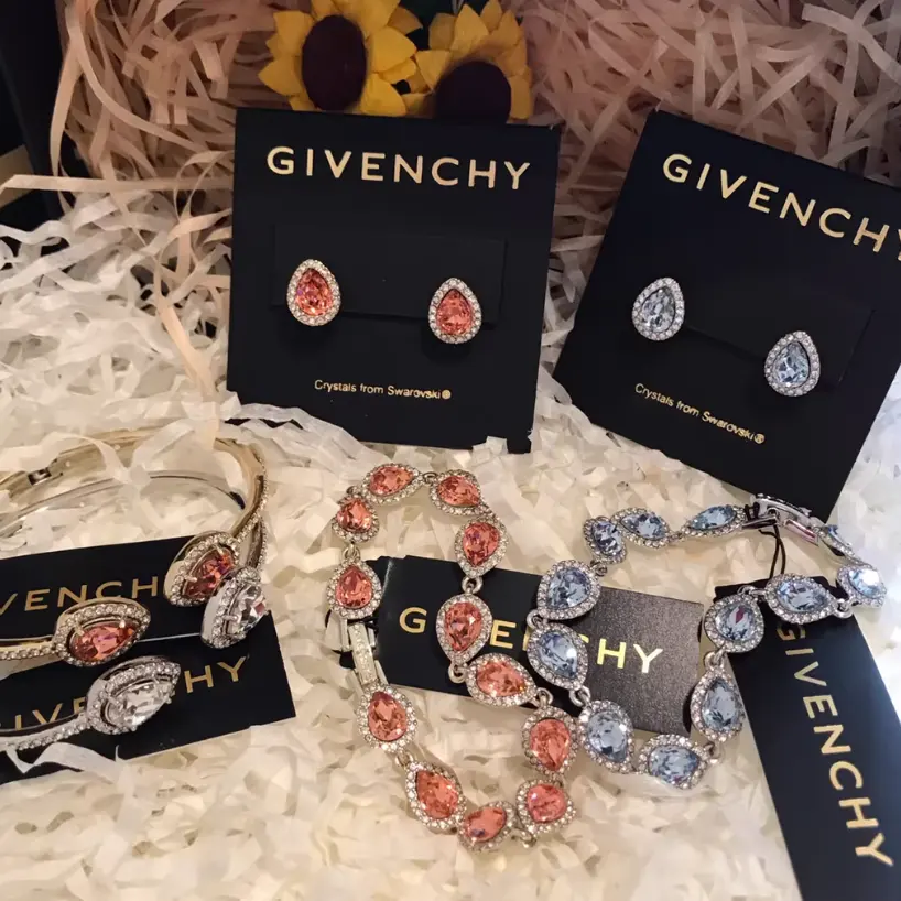 BELK：Givenchy 纪梵希饰品上新热卖