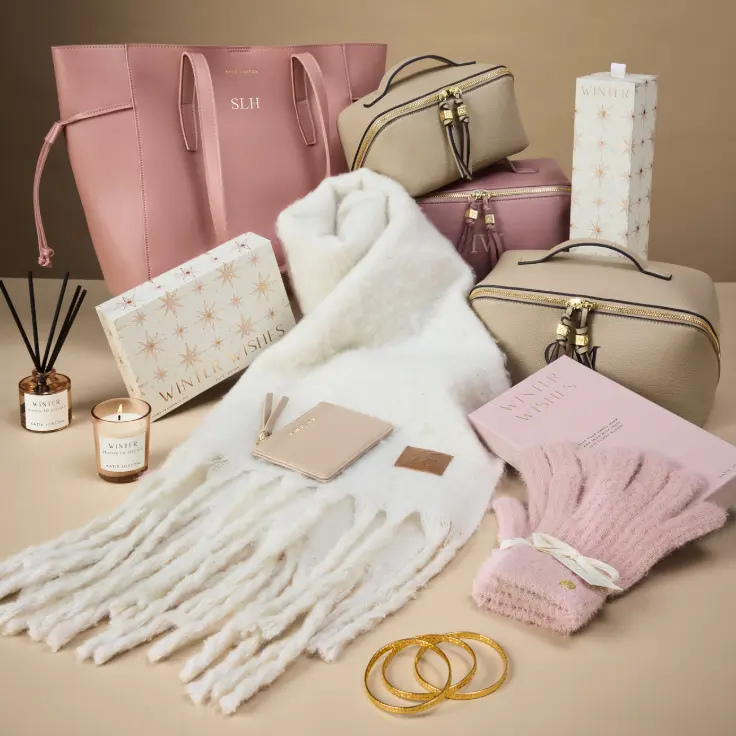 Katie Loxton US：节日送礼指南 心形手链$36、粉色首饰盒$59