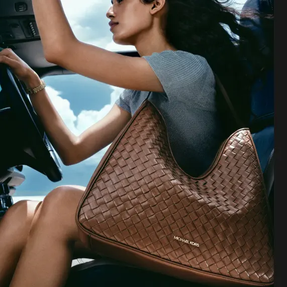 Michael Kors CA 加拿大站：奥莱区上新热卖 入新款水桶包、腋下包等