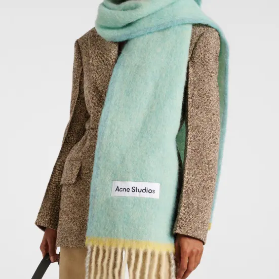 Acne Studios 绿色羊毛混纺流苏围巾