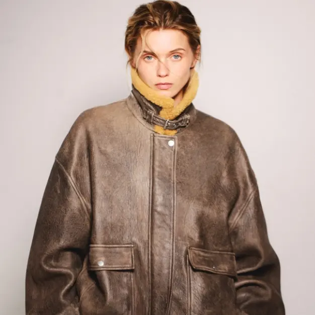 Farfetch 发发奇：折扣区时尚热卖 关注 MOON BOOT、AMI PARIS 等