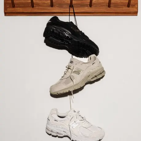 Designer Shoe Warehouse：折扣区清仓闪促！入手阿迪达斯、Nike、Clarks 等