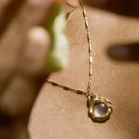 最后1条！Pamela Love 编织蛇形吊坠