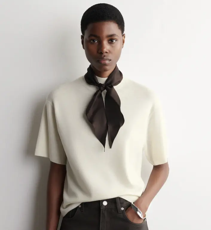 COS 羊毛T恤（附赠丝巾）