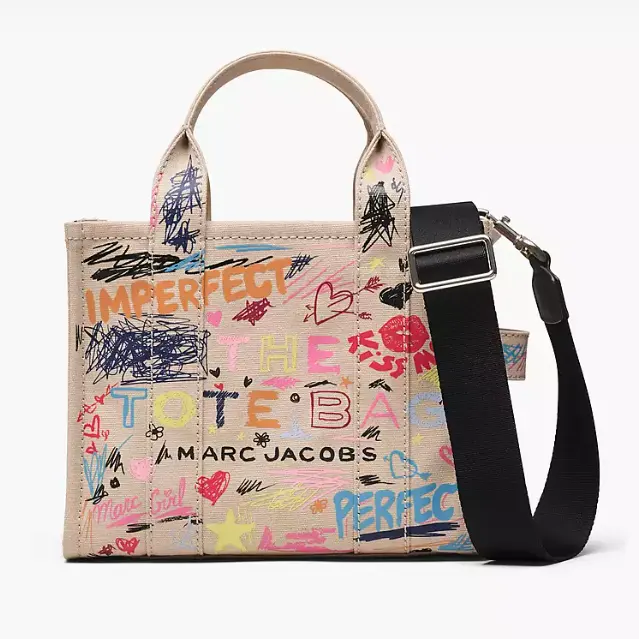 上新！Marc Jacobs 朋克涂鸦帆布小号手提包