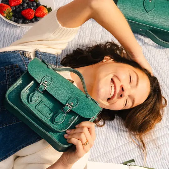 The Cambridge Satchel Company US：SS26春日系列上线 Mini 剑桥包$265