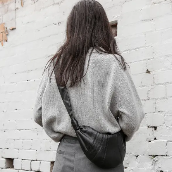 Antonioli：闭眼入轻奢 Lemaire、Valextra 私密促销 入可颂包