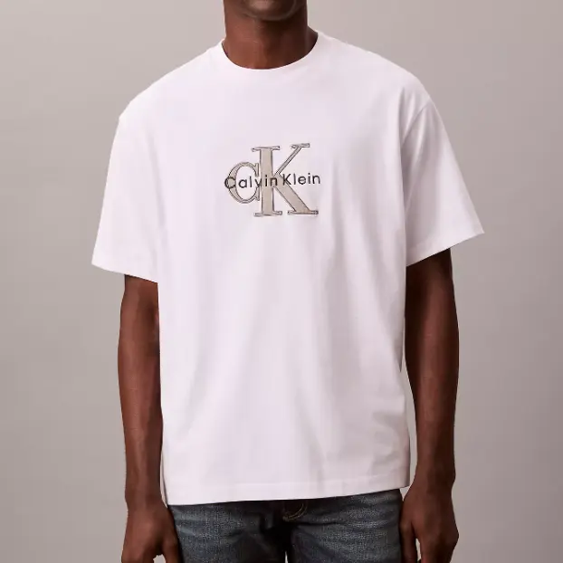 Calvin Klein 宽松T恤