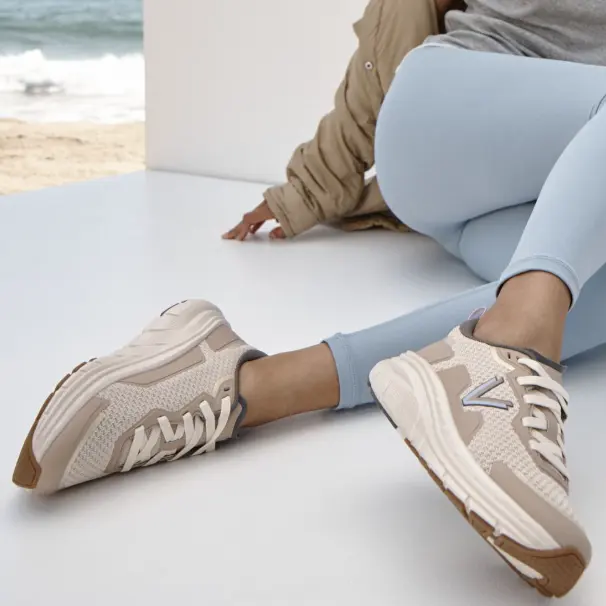 Vionic Walk Max II 系带运动鞋