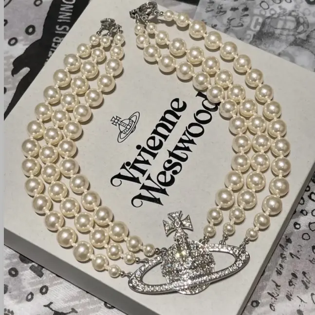 Selfridges：Vivienne Westwood 西太后上新热卖 入土星项链、水晶耳环等