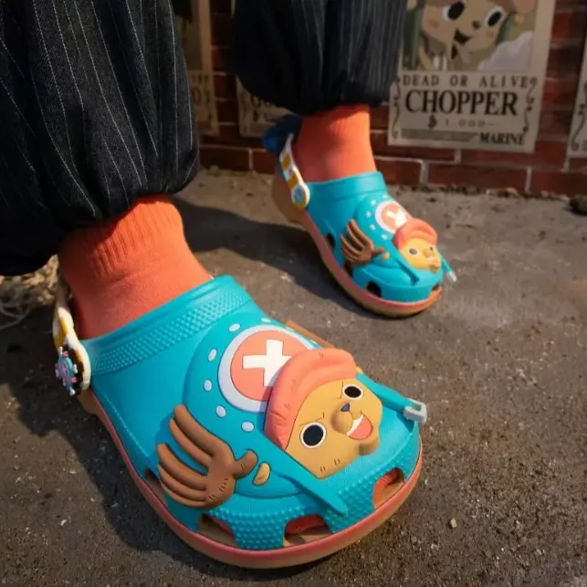 Crocs UK：谁的DNA动了！Crocs X 海贼王联名新品！