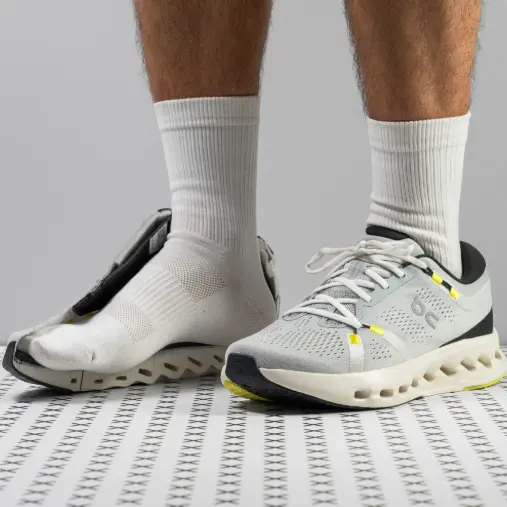 Gilt：运动鞋履大促！选购Golden Goose、On Running、Veja