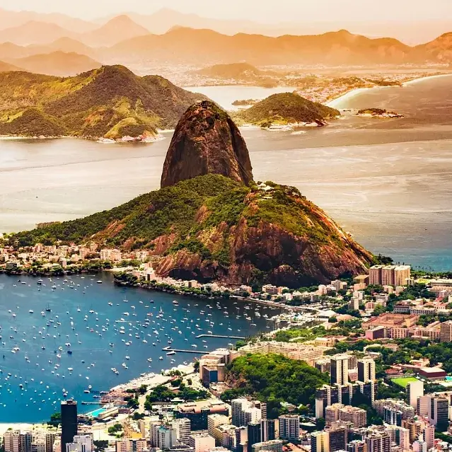 Booking.com Brazil：探索热门目的地的假日套餐 机票和住宿一起订更省钱