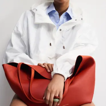 Harvey Nichols UK：美妆时尚热卖！香奈儿墨镜罕见参加