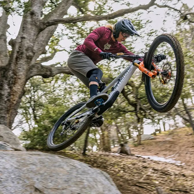 Steep&Cheap：自行车装备与服饰特卖 Windstopper 男士打底衫$45