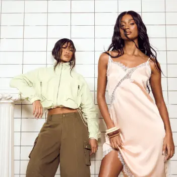 boohoo US & CA：季末狂欢 快时尚潮搭焕新