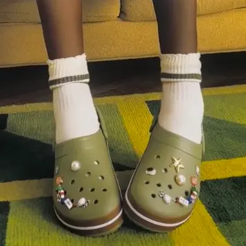 Crocs UK：经典 Crocband 系列洞洞鞋上新 汪逸文同款绿色£59