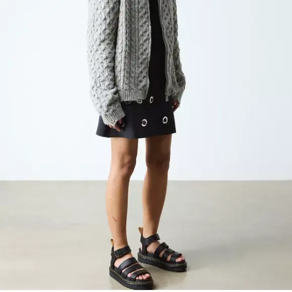 Dr Martens Blaire Felix 擦色仿皮系带凉鞋