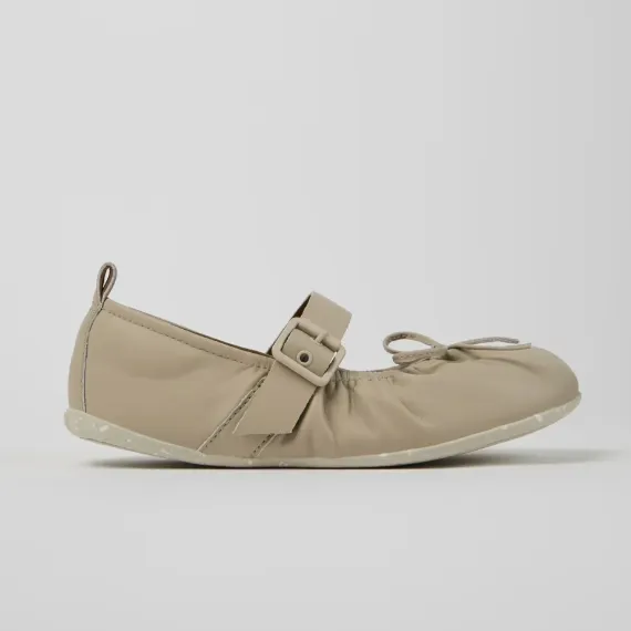 Camper Wabi 米色芭蕾舞平底鞋