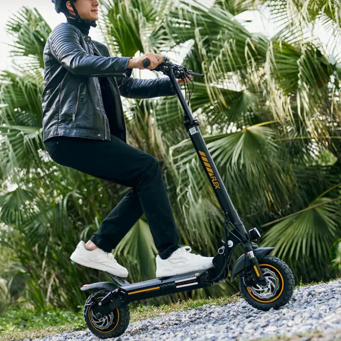 iHoverboard：电动滑板车特惠