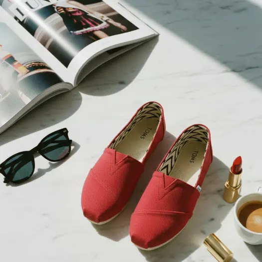 TOMS Shoes：20周年庆 Alpargatas 经典的帆布懒人鞋特惠