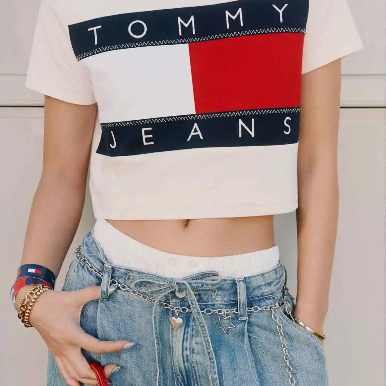 TOMMY HILFIGER：春夏美衣上新热卖 必入T恤、衬衫、Polo衫等