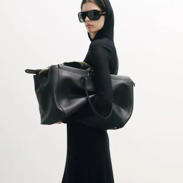 Antonioli：私促开启！关注 LEMAIRE、LOEWE、BALENCIAGA 等