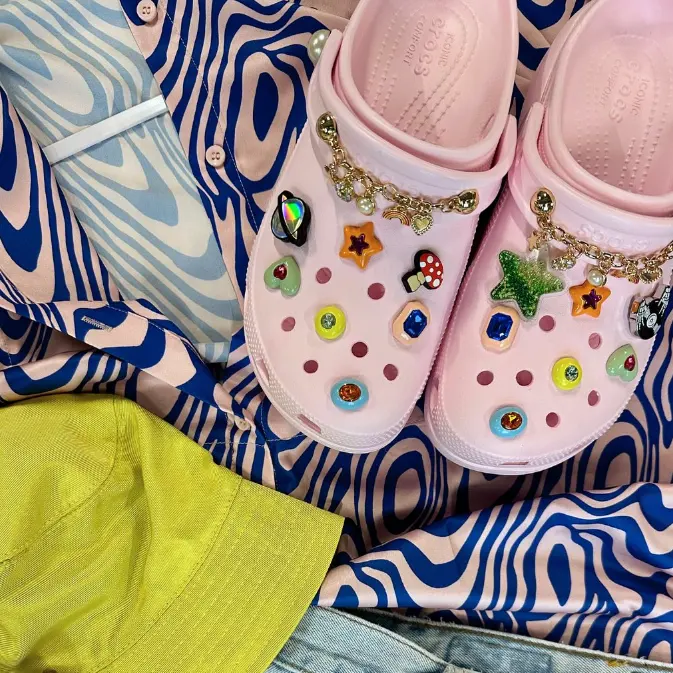 Zappos：Crocs 卡骆驰夏季大促！入手洞洞鞋