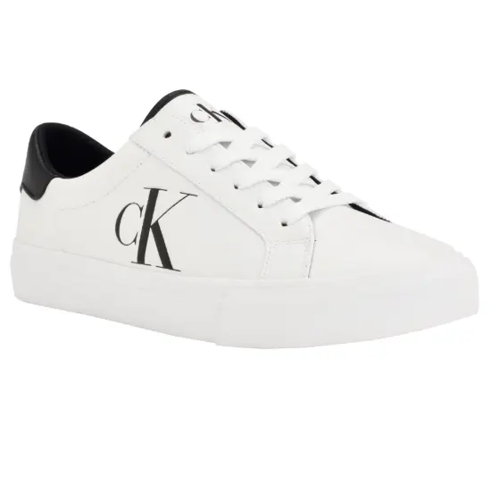 Calvin Klein 小白鞋