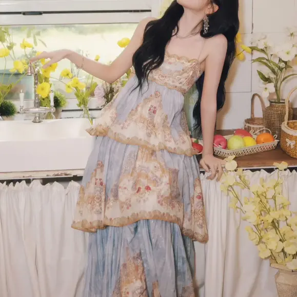 程潇/徐璐/哈尼同款！Zimmermann 淡蓝壁画花卉吊带仙女蛋糕裙 度假必备