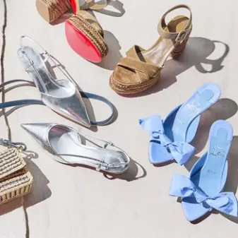 Rue La La：Christian Louboutin 特卖！Mulazee 60 天蓝色凉鞋$899