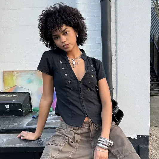 Urban Outfitters 英站：折扣区时尚、生活家居等